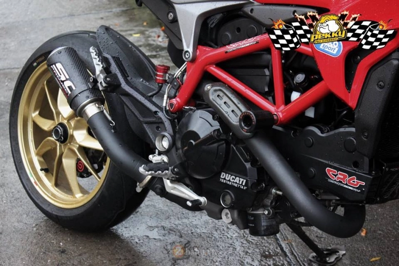 Bản độ sang chảnh của ông hoàng đường phố ducati hypermotard - 15