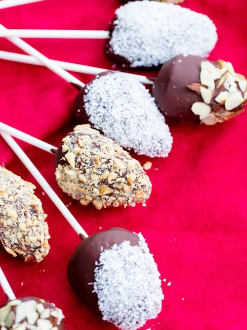 Chocolate bọc dâu tây cho valentine thêm tình tứ - 11