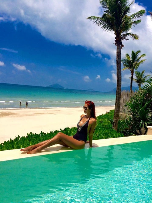 Hà anh bật mí bí kíp tạo dáng với bikini mà không bị phô - 7