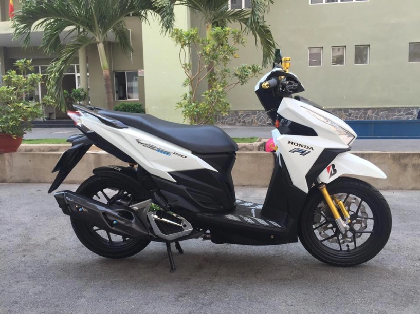 Honda vario 150 trắng tinh khôi đầy phong cách - 1