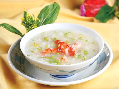 Khi nào cho con ăn cháo xay nhuyễn cháo hạt vỡ cơm - 1