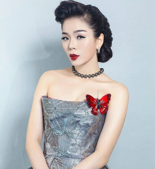 Lệ quyên - mỹ nhân trang điểm đậm mà không già - 1
