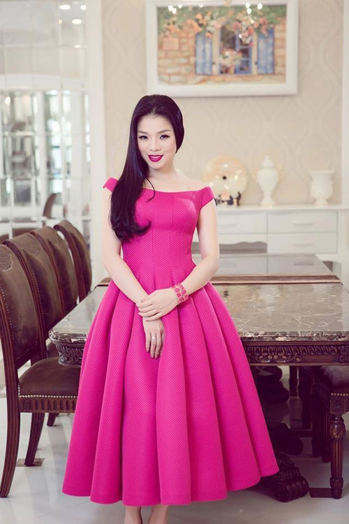 Lệ quyên - mỹ nhân trang điểm đậm mà không già - 13