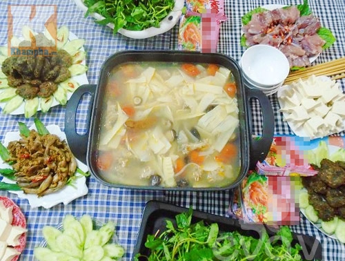 Mát trời làm lẩu ếch ăn chơi - 11