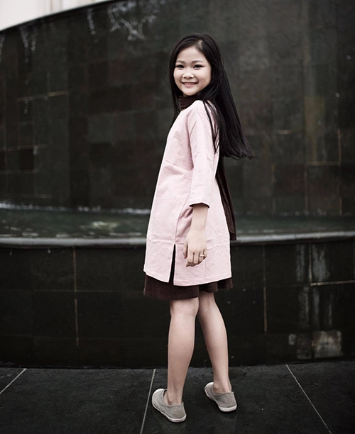 ngất ngây bé gái hà nội 8 tuổi xinh như hotgirl đàn chị - 4