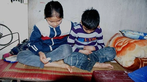 Nhức nhối những vụ cha mẹ đánh con - 1