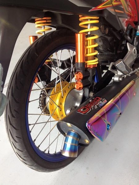 Wave 125 phiên bản đường phố - 4