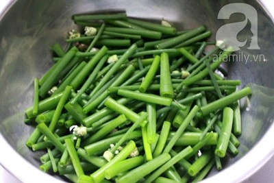 Bún xào lòng gà đổi món cho bữa sáng - 9