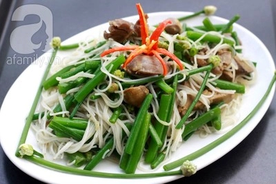 Bún xào lòng gà đổi món cho bữa sáng - 16
