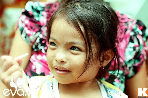 ám ảnh đôi mắt xanh ngọc bí ẩn của 2 đứa trẻ lớn lên từ khu ổ chuột sài gòn - 7