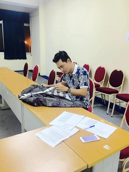 Đoan trang hạnh phúc vì sự chu đáo của chồng tây - 10