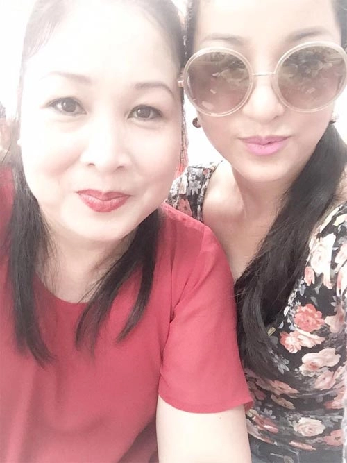 Đoan trang hạnh phúc vì sự chu đáo của chồng tây - 12