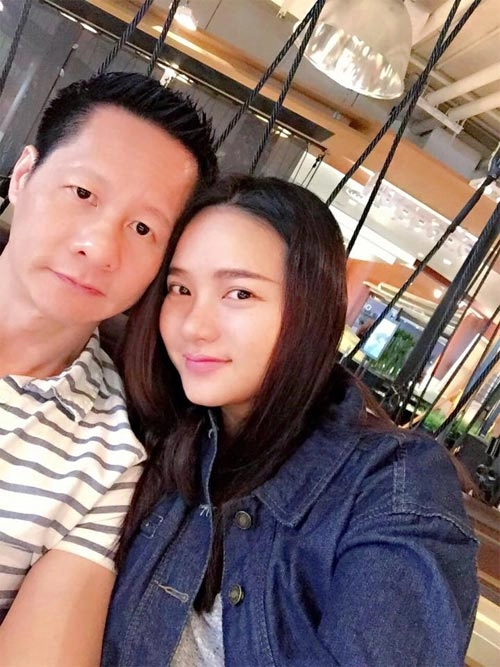 Đoan trang hạnh phúc vì sự chu đáo của chồng tây - 16