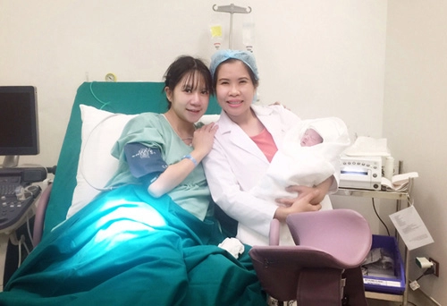 Nữ bác sĩ sản khoa kể chuyện 4 lần đỡ đẻ cho vợ ca sĩ lý hải - 2