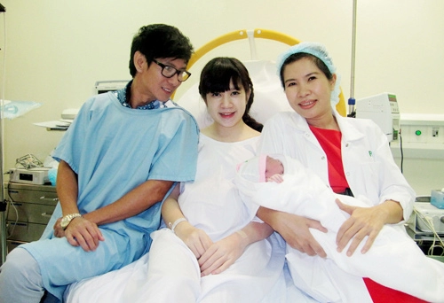 Nữ bác sĩ sản khoa kể chuyện 4 lần đỡ đẻ cho vợ ca sĩ lý hải - 6