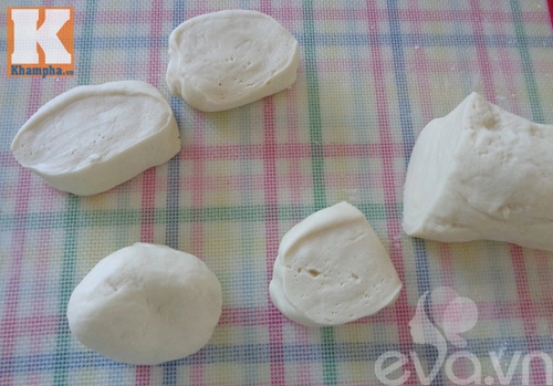 Bánh bao nhân đậu đỏ trứng muối siêu hấp dẫn - 6