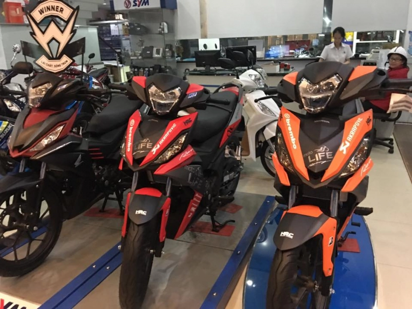 Tập hợp những chiếc winner 150 thay da đổi thịt tại showroom - 8