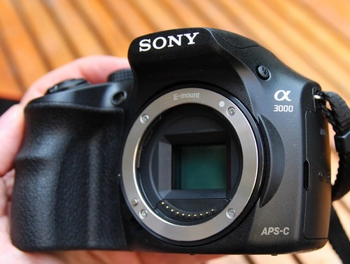 Ảnh thực tế dslr lai mirrorless sony alpha a3000