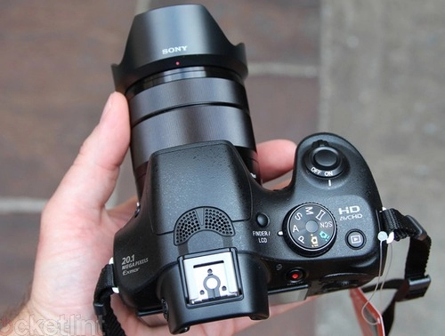 Ảnh thực tế dslr lai mirrorless sony alpha a3000