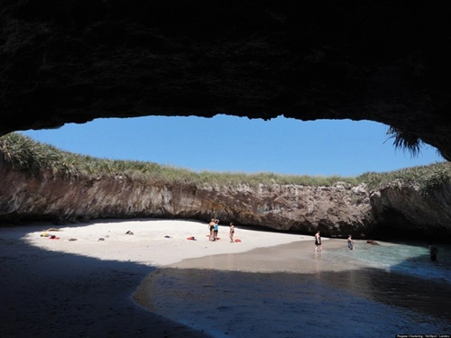 Bãi biển ẩn ở mexico