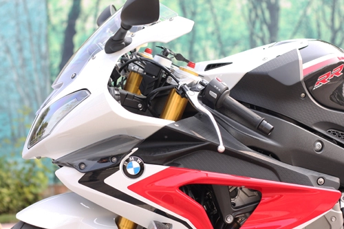 Bmw s1000rr 2014 xuât hiên tai ha nôi