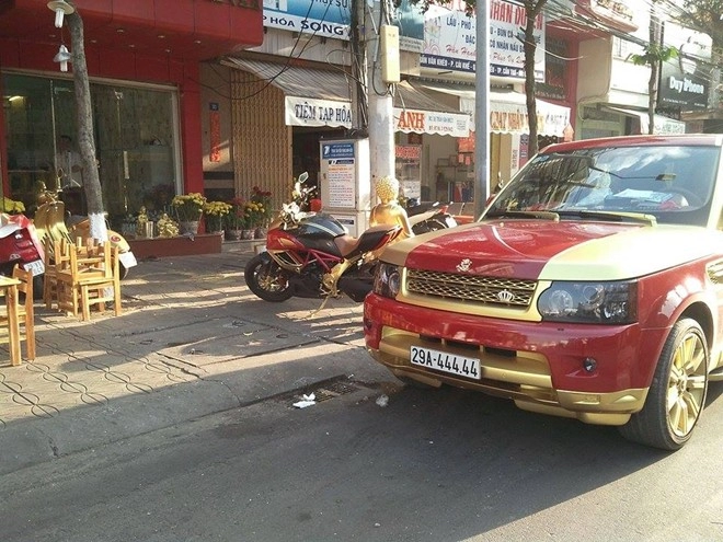 Bộ ba xe khủng màu độc biển hà nội trên đất cần thơ