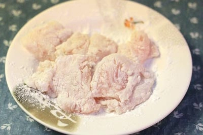 Cá sốt nấm và bí ngồi