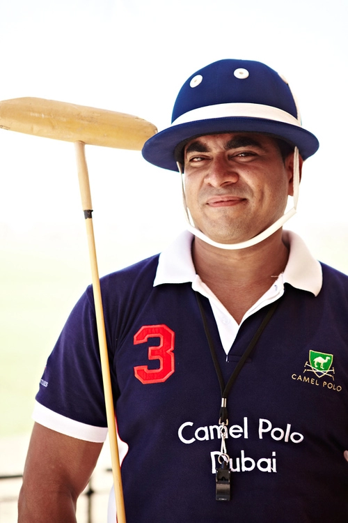 Cưỡi lạc đà chơi polo ở dubai