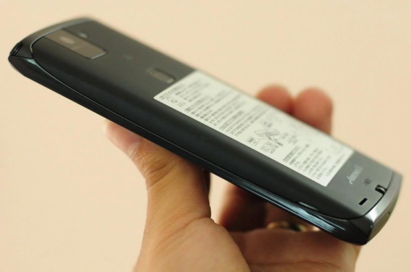 Đánh giá dòng máy giá rẻ fujitsu arrows x f02e f-02e