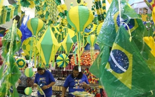 Doanh nghiệp brazil thiệt hại hàng tỷ usd vì world cup