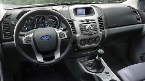 Ford ranger wildtrak mới giá 838 triệu đồng