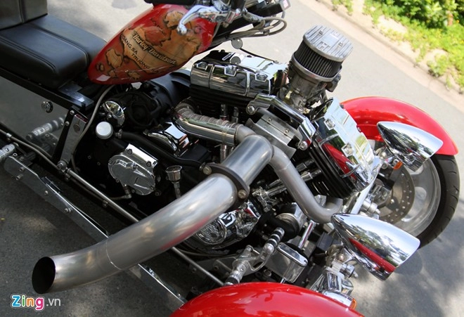 Harley-davidson 3 bánh in hình quốc kỳ việt nam