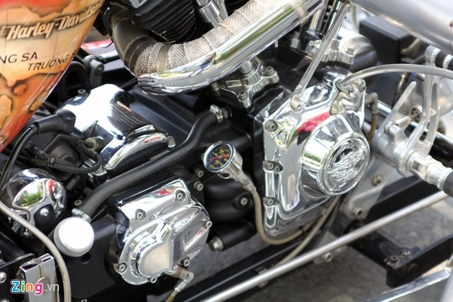 Harley-davidson 3 bánh in hình quốc kỳ việt nam
