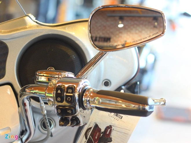 Harley davidson hàng độc gần 2 tỷ đồng về việt nam