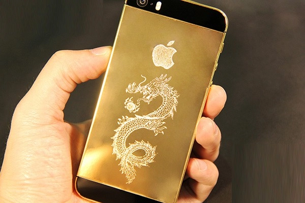 Iphone mạ vàng 24k phiên bản mã đáo thành công