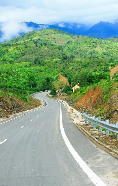 Những con đèo nở hoa dẫn đến đà lạt