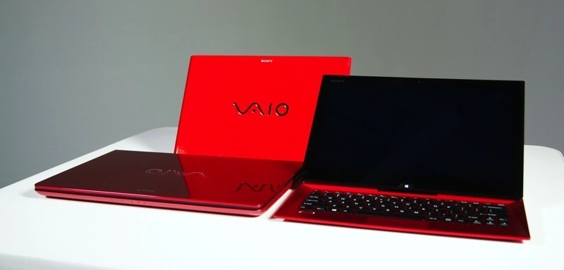 Phiên bản laptop vaio màu đỏ đẹp long lanh của sony