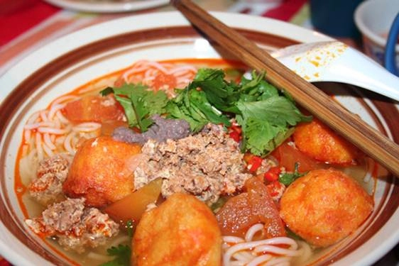 Sài gòn hoa lệ