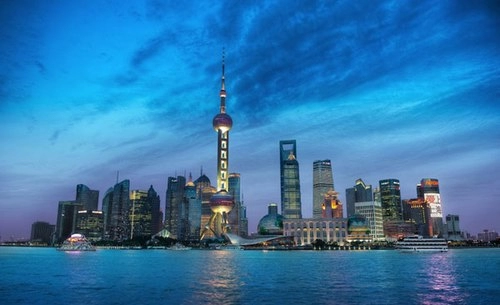 Say đắm hoàng hôn ngọt ngào phủ khắp thế giới