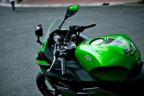Thợ việt biến cbr150r thành kawasaki ninja 300