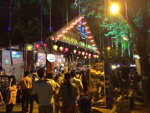 Thưởng thức ẩm thực malaysia giữa sài gòn