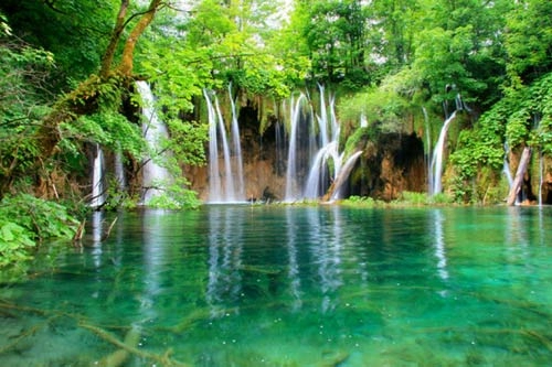 Vẻ đẹp ngộp thở của vườn quốc gia croatia