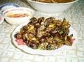 Về mường lò ăn dế