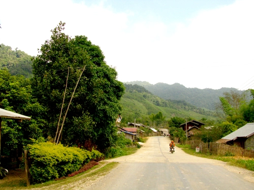 Viengxay chiều hoàng hôn