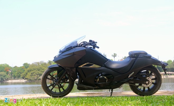 Xe honda phong cách máy bay tàng hình đầu tiên về việt nam
