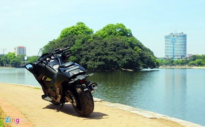 Xe honda phong cách máy bay tàng hình đầu tiên về việt nam