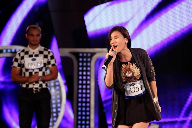 Chàng trai mắt hí gây sốt vietnam idol trượt vì thiếu tuổi