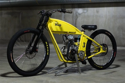 Board tracker-xe đua độ phong cách xe gắn máy