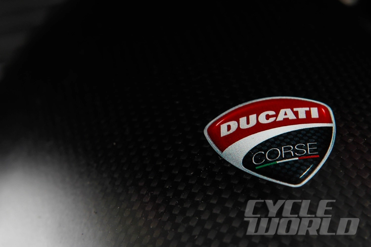 Cận cảnh ducati 1199 superleggera giá 137 tỷ đồng