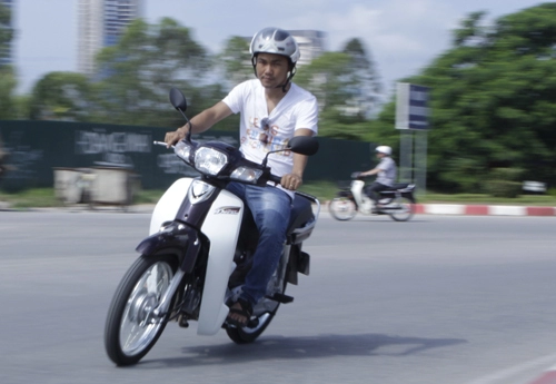 Chạy thử super dream 2013